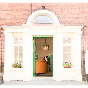 https://mec-hostel.dublin-hotelsweb.com